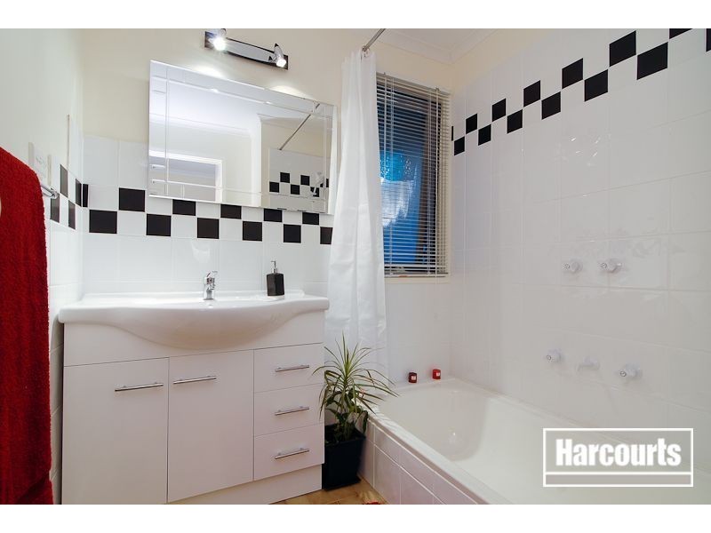 4 Magpie Court, Carrum Downs VIC 3201