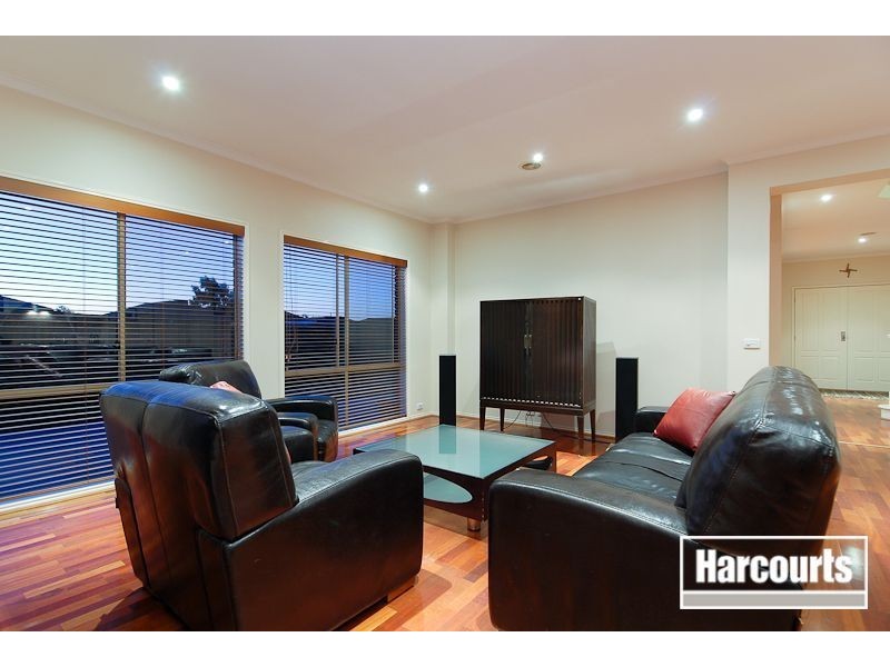 19 Grove Court, Carrum Downs VIC 3201