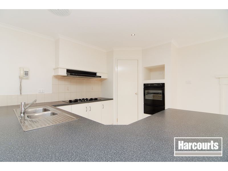 12 Leffern Court, Carrum Downs VIC 3201