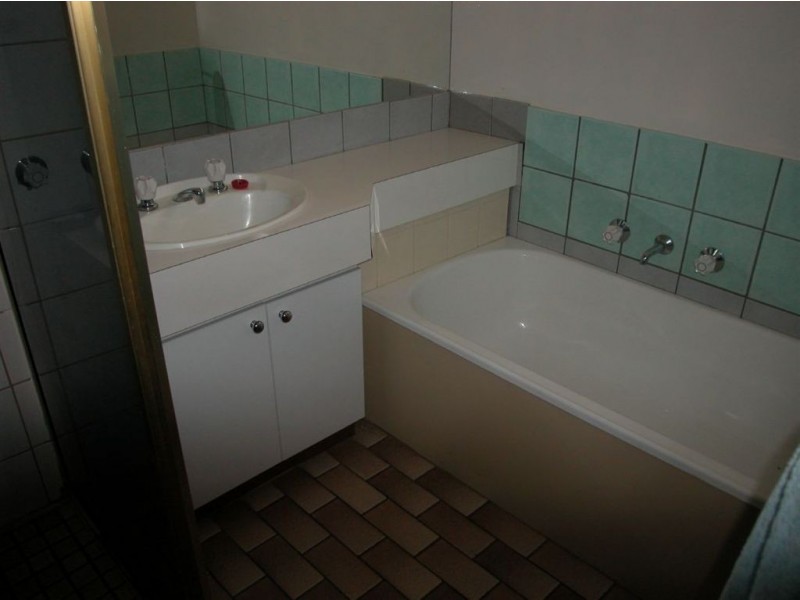 92 Lyrebird Drive, Carrum Downs VIC 3201