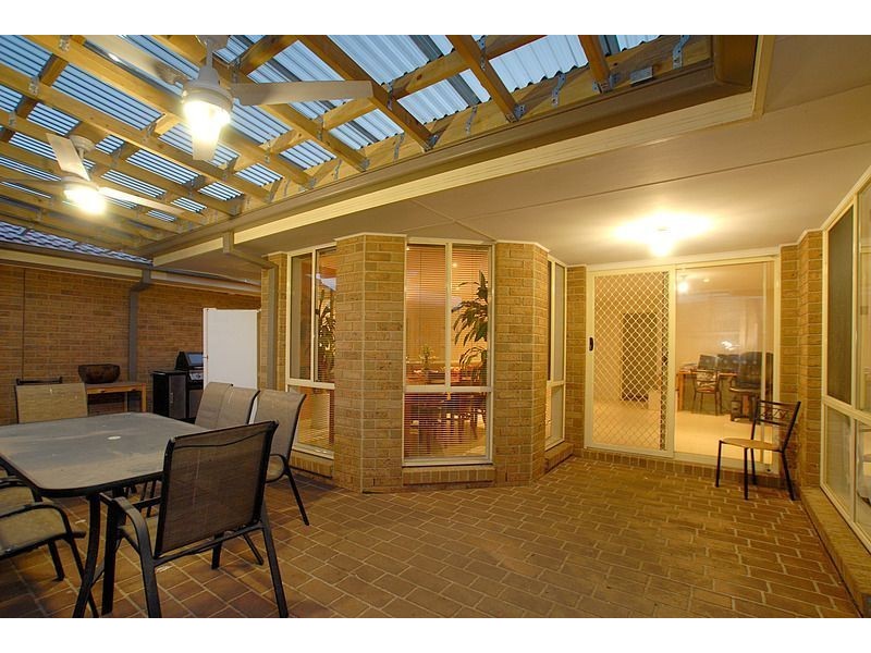 6 Emerald Rise, Skye VIC 3977