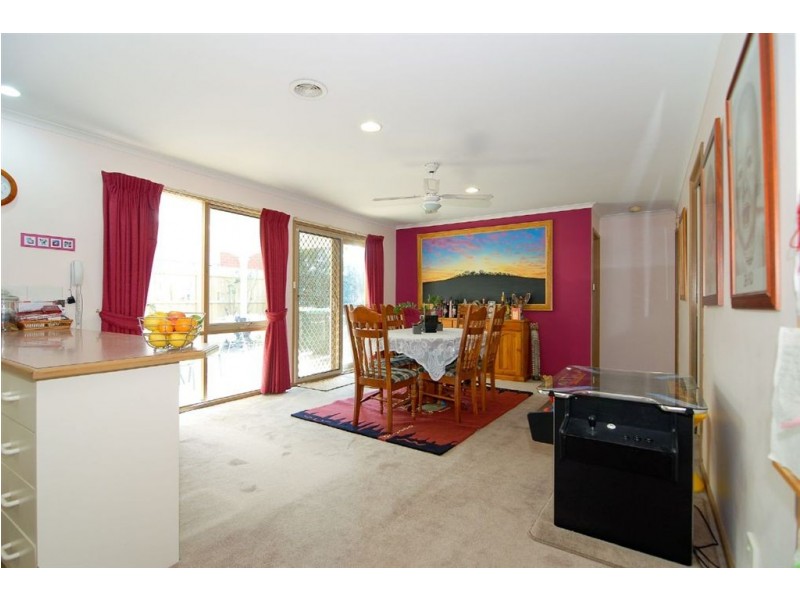 7 Nicole Court, Skye VIC 3977