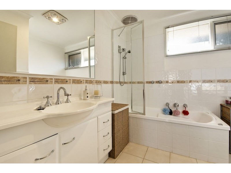 14 Paddington Avenue, Carrum Downs VIC 3201