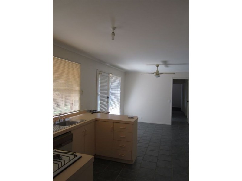 2 Belgrave Place, Carrum Downs VIC 3201