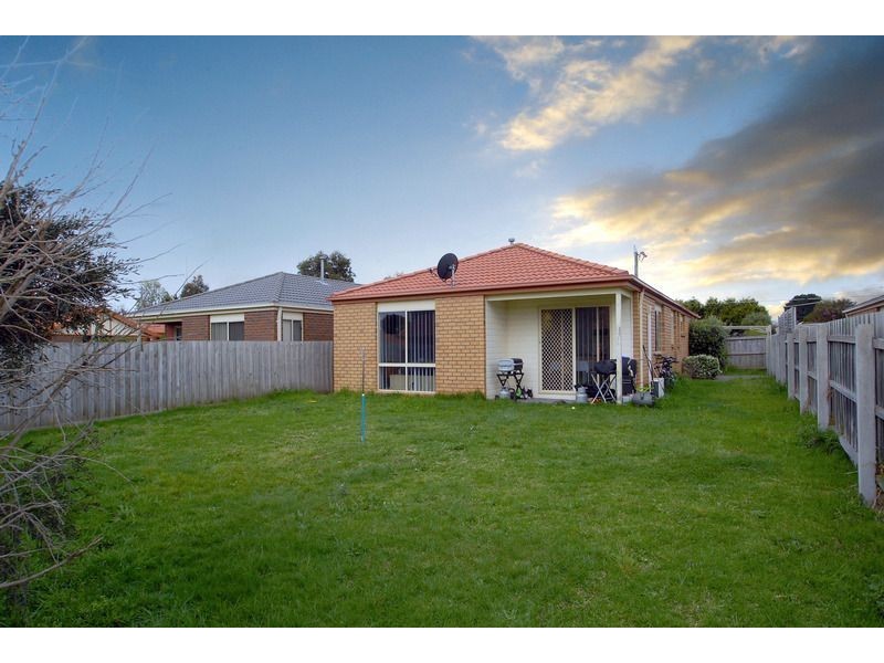 75 Greenwood Drive, Carrum Downs VIC 3201