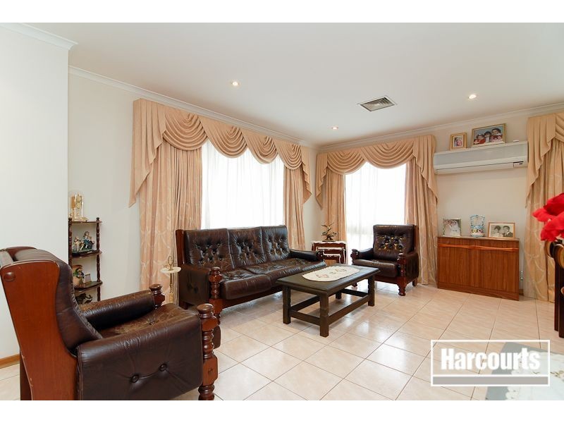 5 Greenwood Drive, Carrum Downs VIC 3201