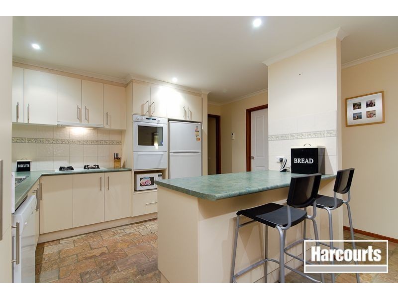 46 Luscombe Avenue, Carrum Downs VIC 3201