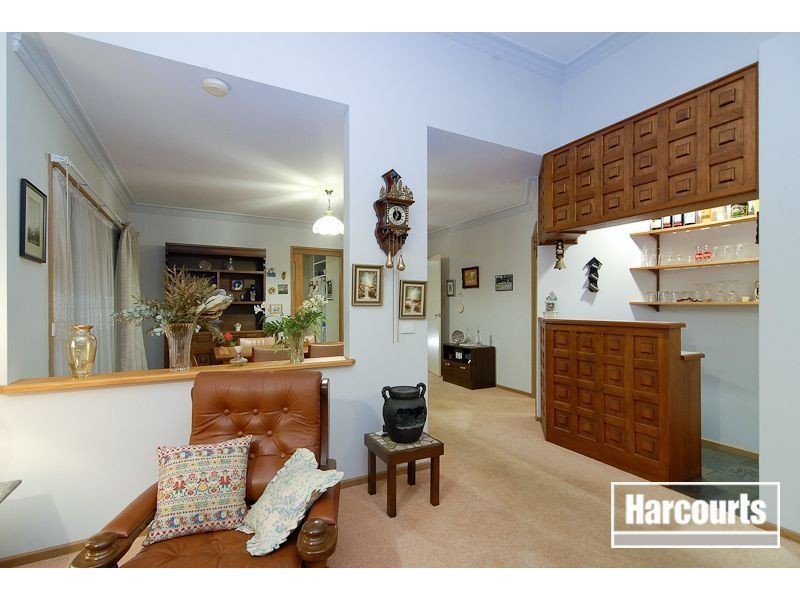37 Hillview Drive, Carrum Downs VIC 3201