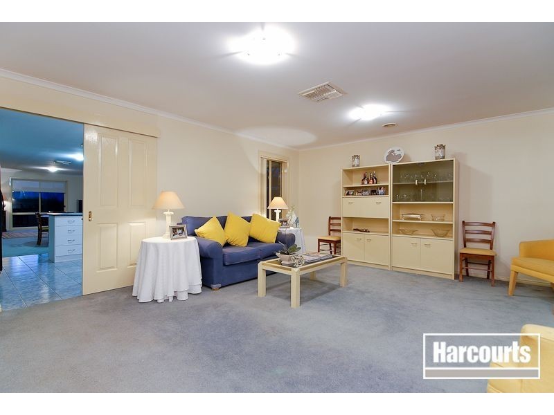 2 Lisa Beth Mews, Skye VIC 3977