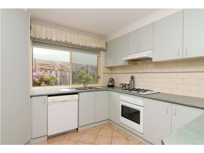 13 Hooper Drive, Skye VIC 3977