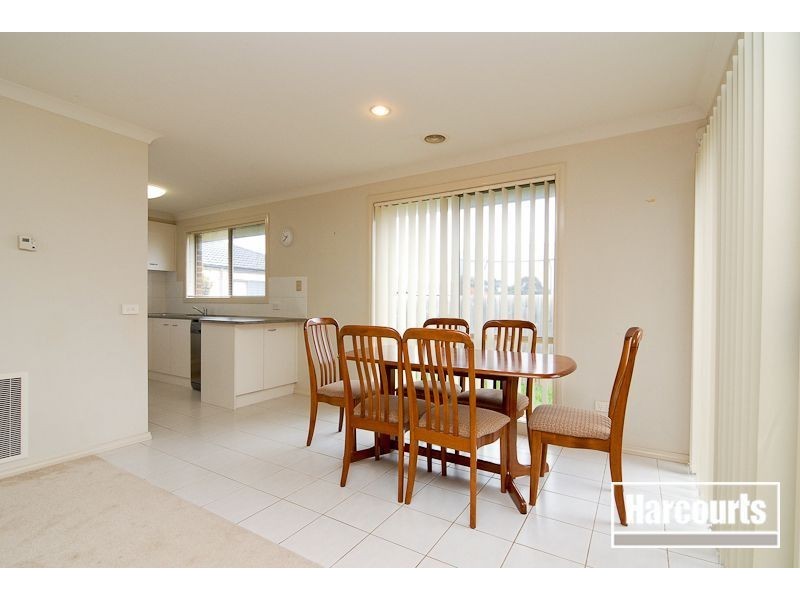 2/34 Jacana Drive, Carrum Downs VIC 3201