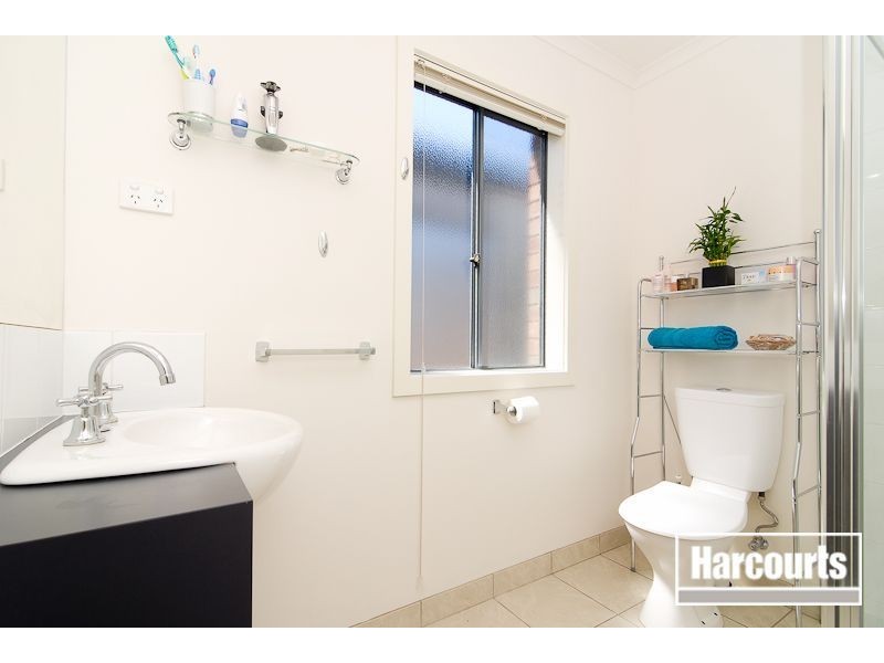 13 Flora Park Way, Carrum Downs VIC 3201