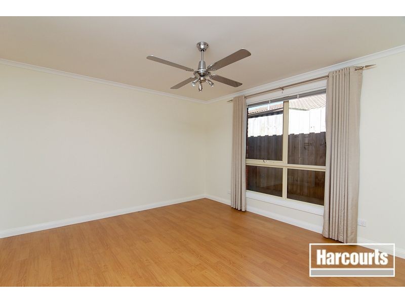 4/33 Broderick Road, Carrum Downs VIC 3201