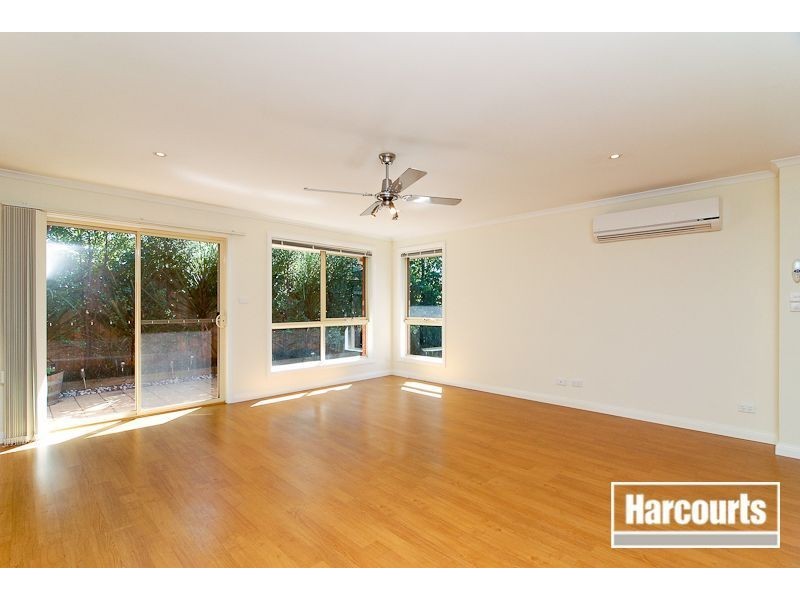 4/33 Broderick Road, Carrum Downs VIC 3201