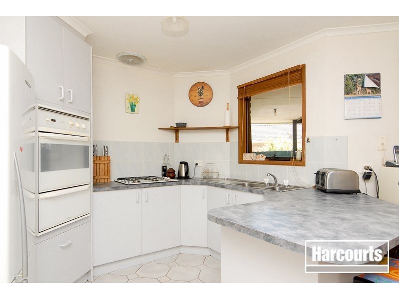 4 Greenslopes Drive, Carrum Downs VIC 3201