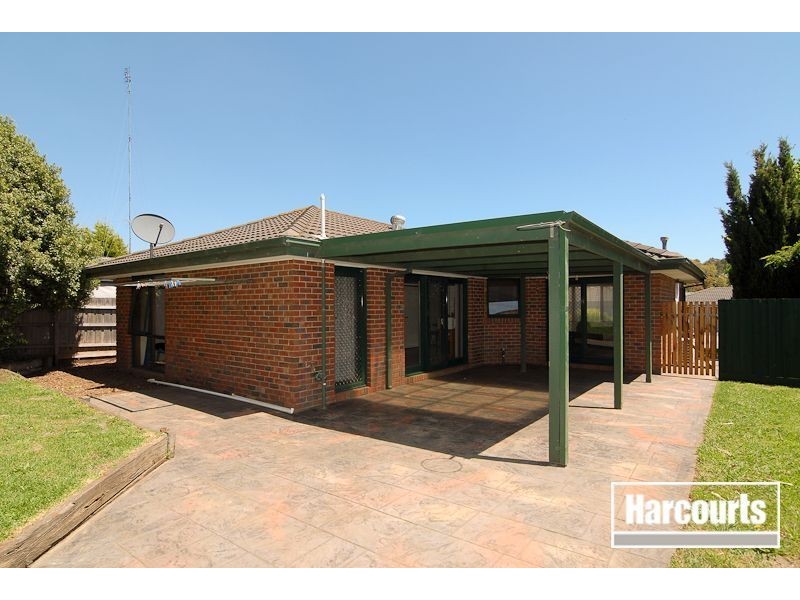 4 Greenslopes Drive, Carrum Downs VIC 3201