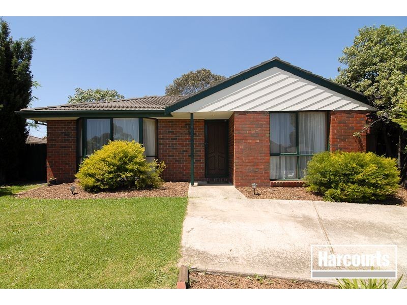 4 Greenslopes Drive, Carrum Downs VIC 3201