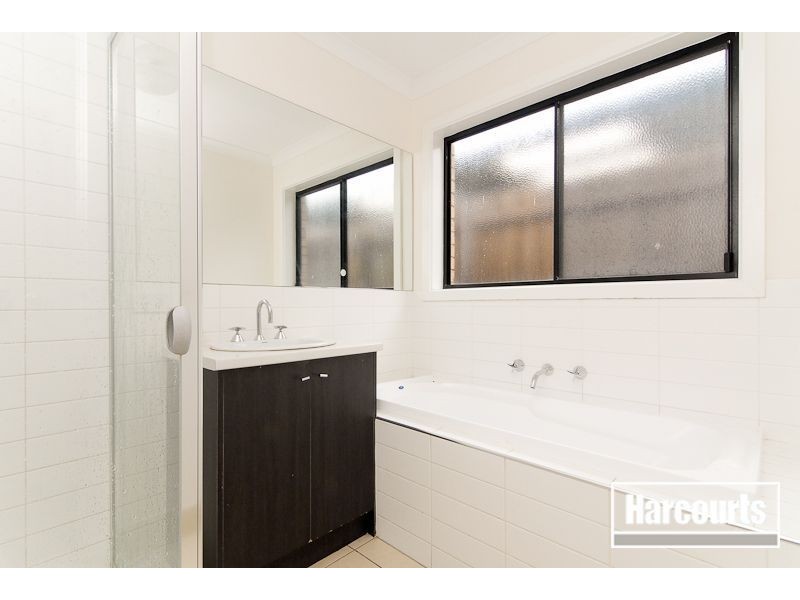 6 Ella Paige Place, Carrum Downs VIC 3201