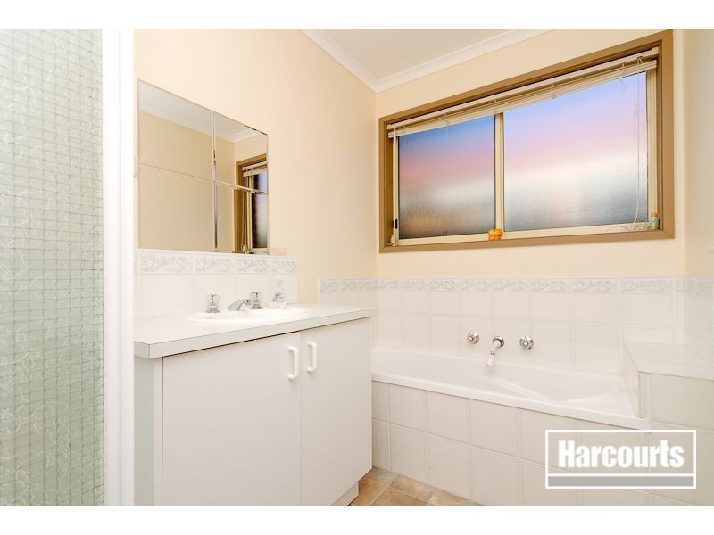 17 Dairy Place, Skye VIC 3977