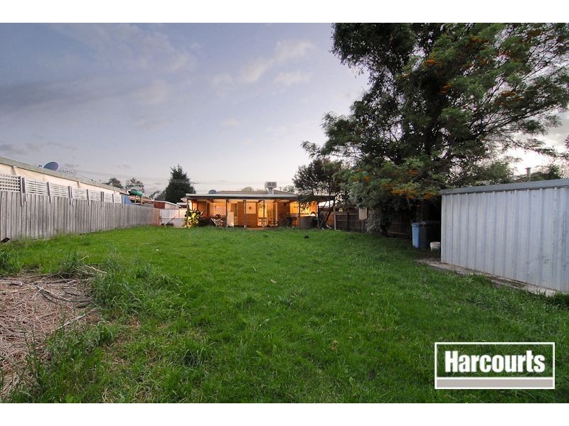 19 Darnley Drive, Skye VIC 3977