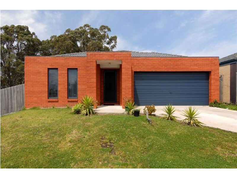 1 Mina Court, Carrum Downs VIC 3201