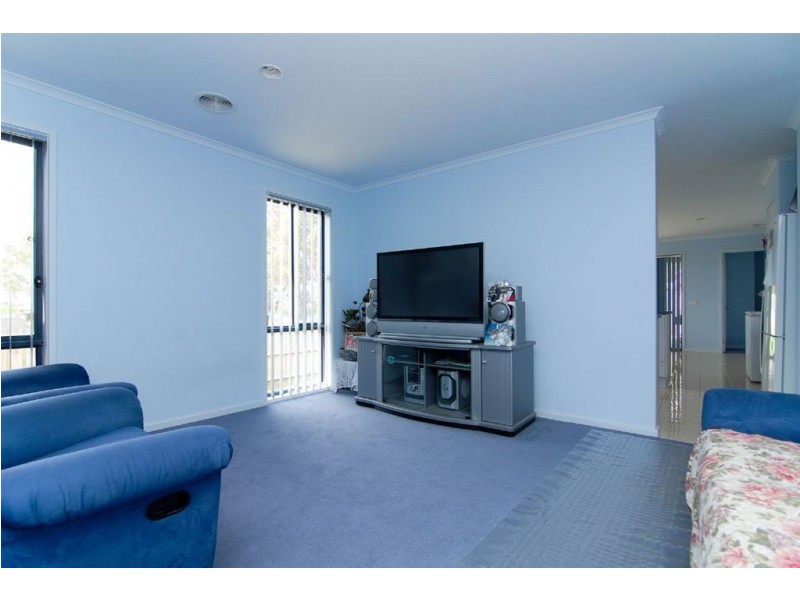 1 Mina Court, Carrum Downs VIC 3201