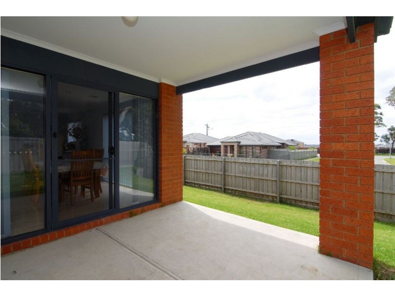 1 Mina Court, Carrum Downs VIC 3201