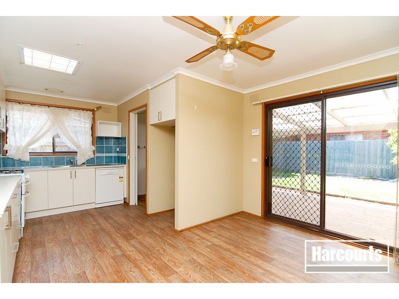 92 Lyrebird Drive, Carrum Downs VIC 3201