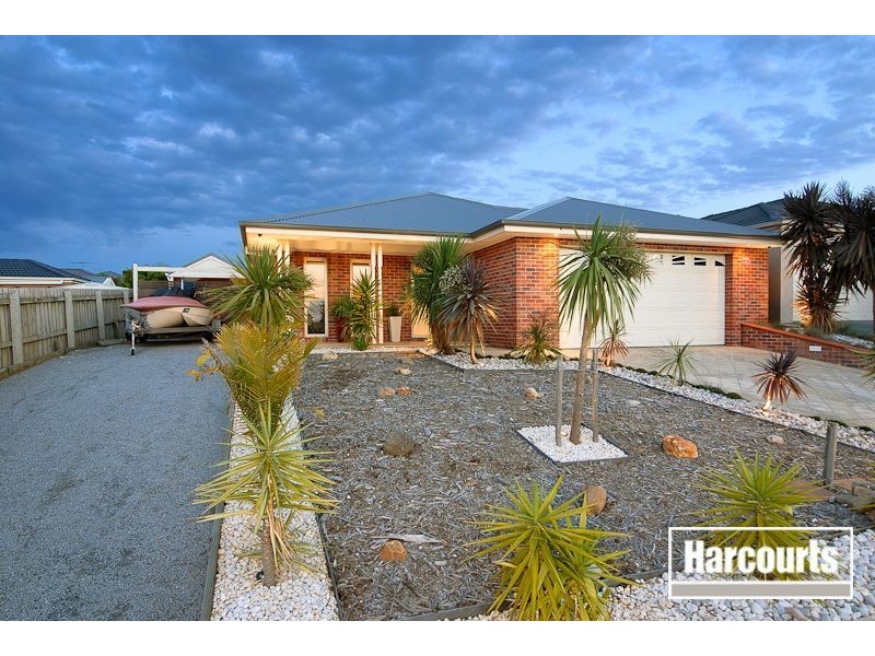 9 Emerald Rise, Skye VIC 3977