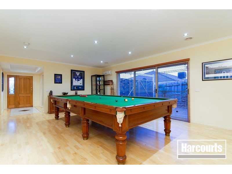 9 Emerald Rise, Skye VIC 3977
