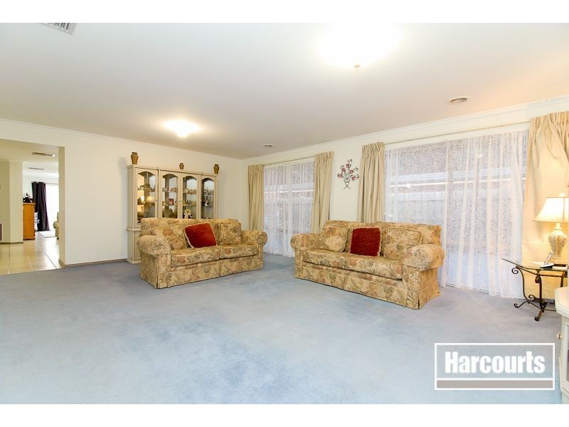 3 Arlene Drive, Skye VIC 3977