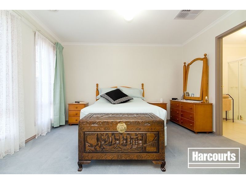 3 Arlene Drive, Skye VIC 3977