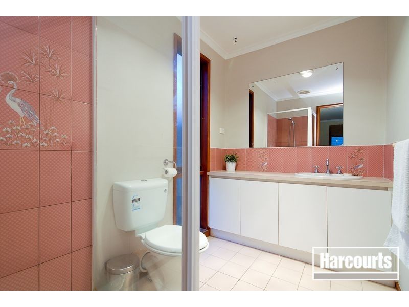 46 Luscombe Avenue, Carrum Downs VIC 3201