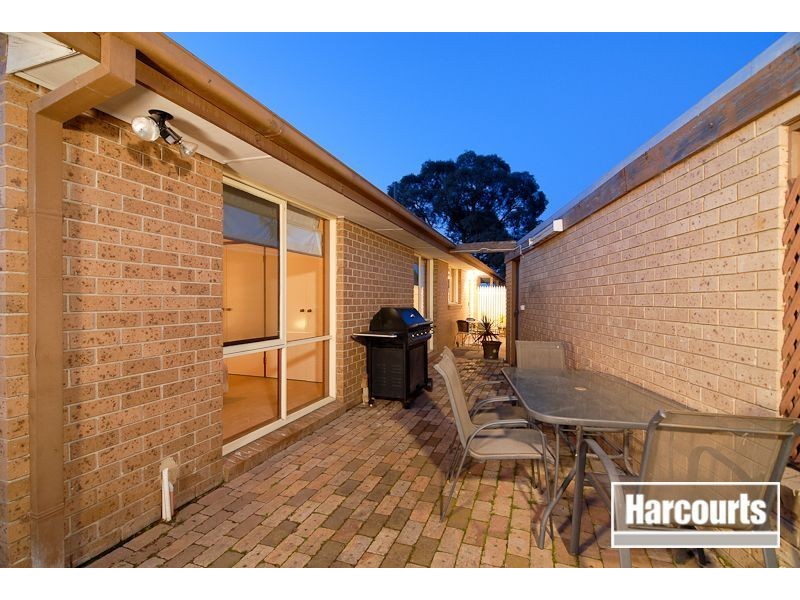46 Luscombe Avenue, Carrum Downs VIC 3201