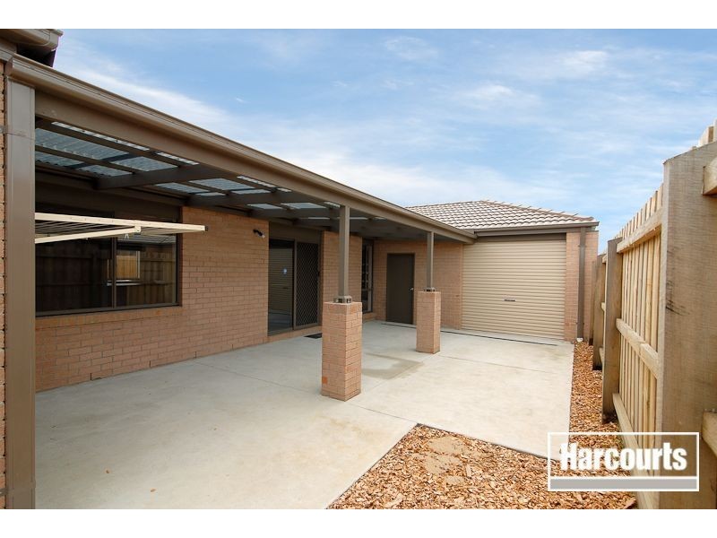11 Montdami Way, Carrum Downs VIC 3201