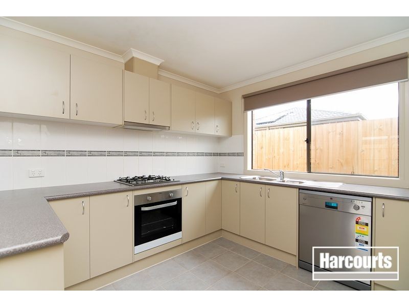 11 Montdami Way, Carrum Downs VIC 3201