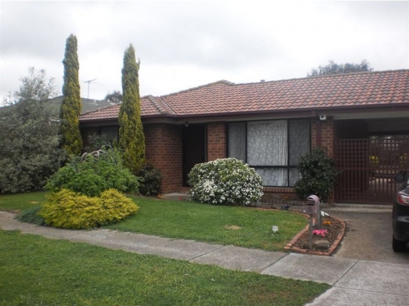 9 Captain Cook Close, Skye VIC 3977