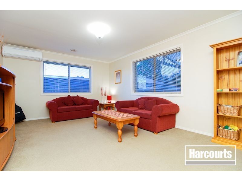 1 Natisone Place, Skye VIC 3977