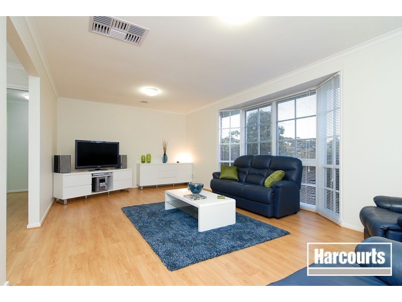4 Raven Close, Carrum Downs VIC 3201