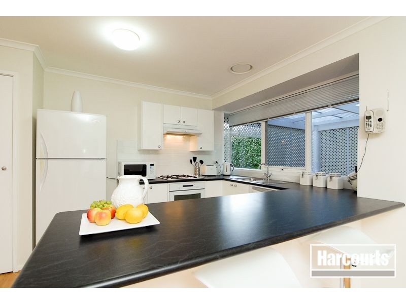 4 Raven Close, Carrum Downs VIC 3201