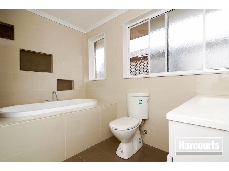 9 Landon Place, Carrum Downs VIC 3201