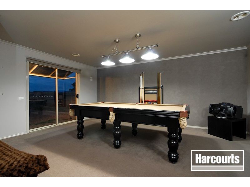 15 Diamond Parade, Skye VIC 3977