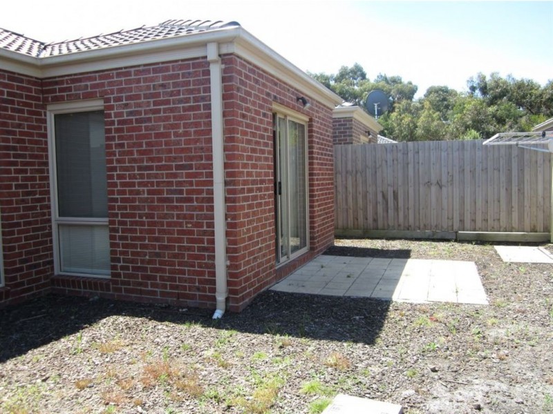 34 Lats Avenue, Carrum Downs VIC 3201