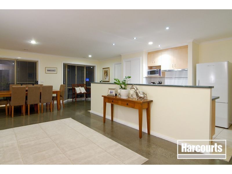 14 Jurang Way, Skye VIC 3977