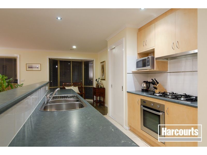 14 Jurang Way, Skye VIC 3977