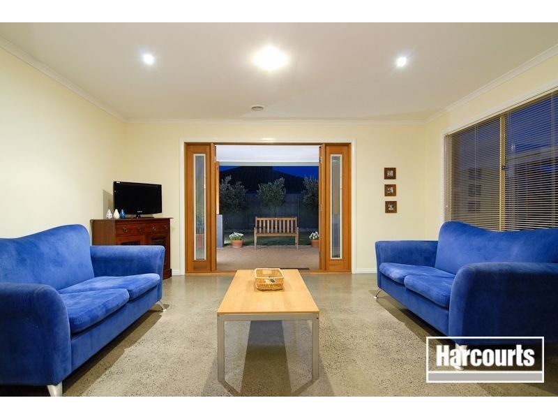 14 Jurang Way, Skye VIC 3977