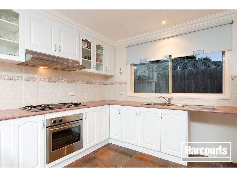 12 Delatite Way, Skye VIC 3977