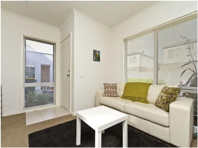 28/32 Lats Ave, Carrum Downs VIC 3201