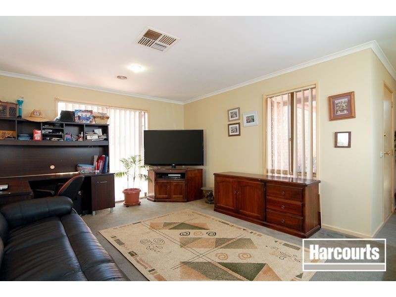 13 Grove Court, Carrum Downs VIC 3201