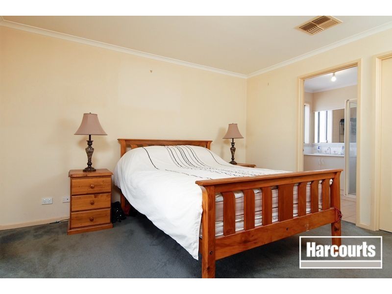 13 Grove Court, Carrum Downs VIC 3201